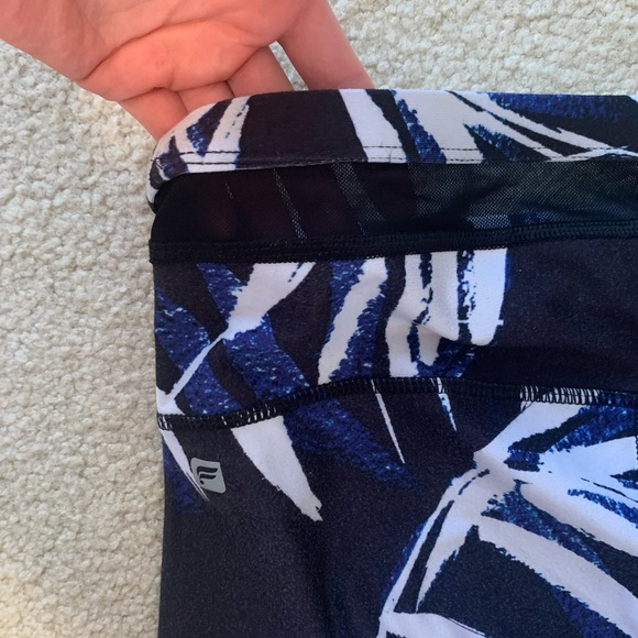 Fabletics matching set - Picture 7 of 8